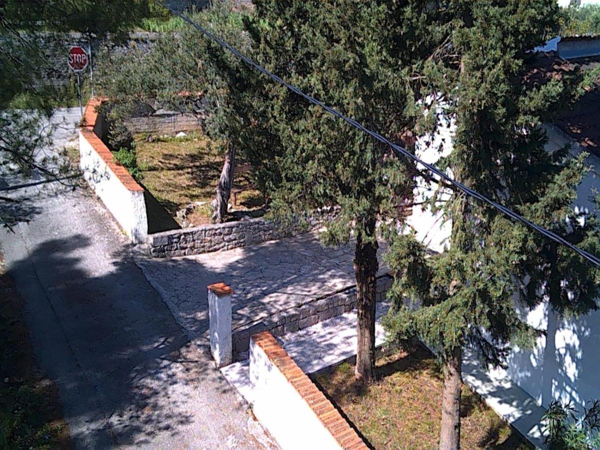 Beach House Black Olive Villa Slatine Exteriör bild